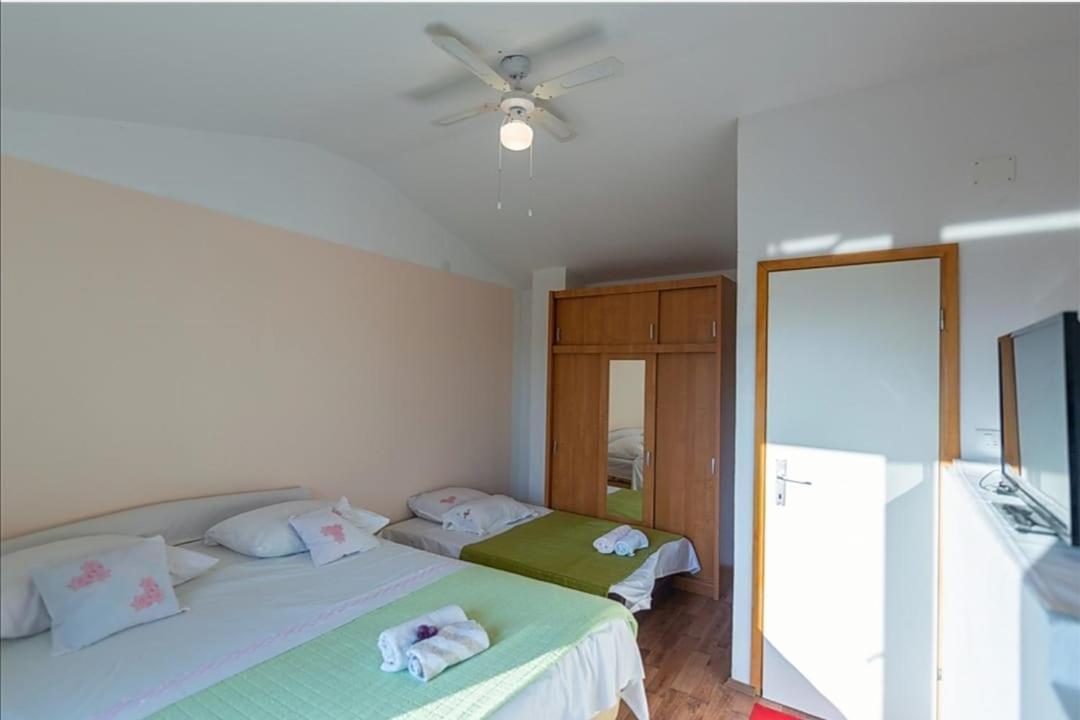Villa Honey House Grabovac  Esterno foto